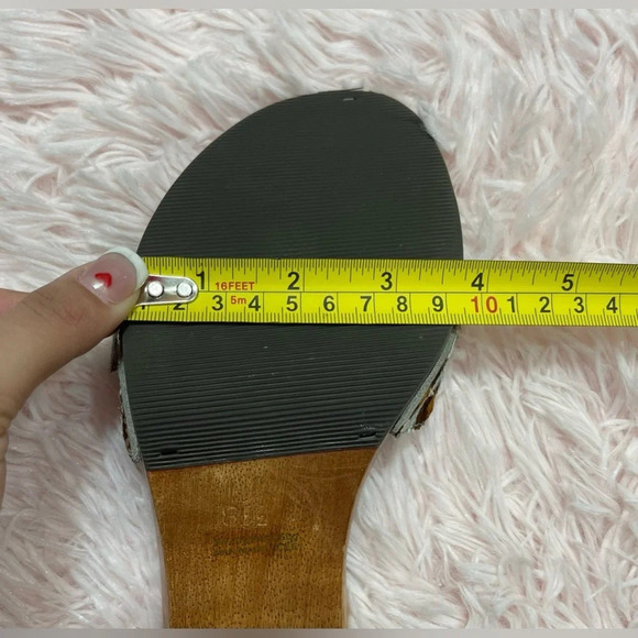 Bandolino Buckle Blue Brown Leopard Print Faux Fur Wood Clog Heels Women’s 8.5 - Picture 9 of 11